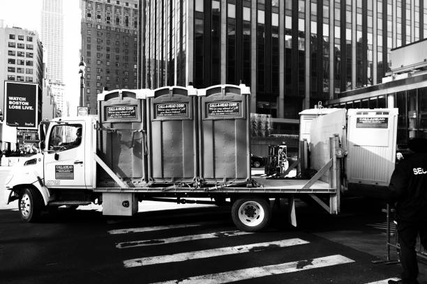 Portable Toilet Options We Offer in Hawaiian Beaches, HI